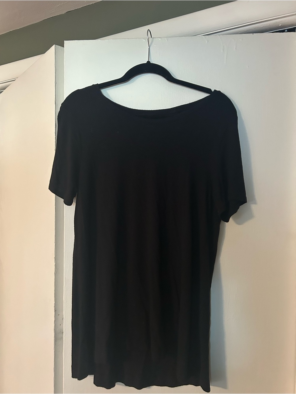 Old Navy Luxe Black Short Sleeve Tee